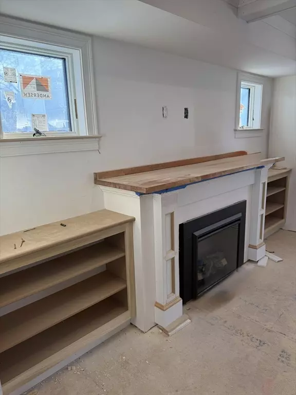 Waltham, MA 02451,14 Piedmont Ave