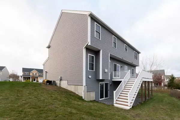 Framingham, MA 01701,15 Hialeah Lane