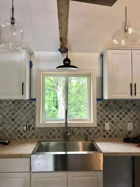 Warren, MA 01585,515 Keys Rd