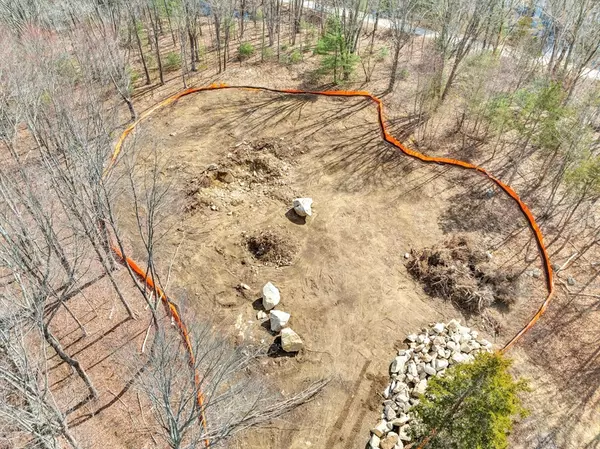 Holliston, MA 01746,1366 Washington Street