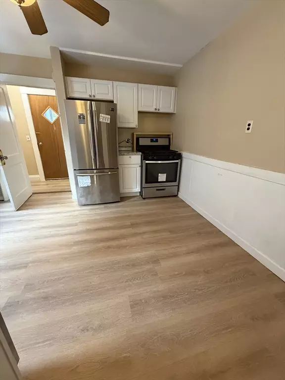 Newton, MA 02459,173-175 Warren St