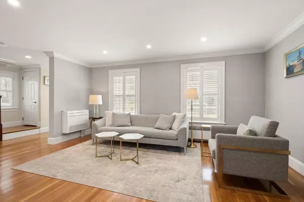 Boston, MA 02132,89 Dwinell St