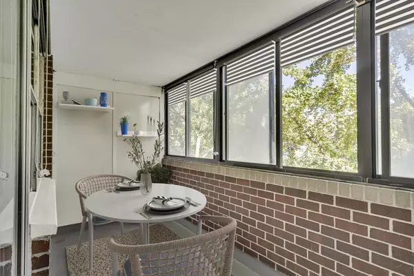 Boston, MA 02114,9 Hawthorne Pl #5K