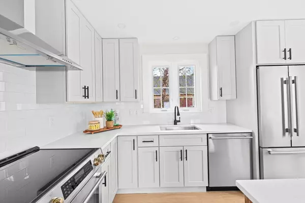 Scituate, MA 02066,19 Ford Place #1