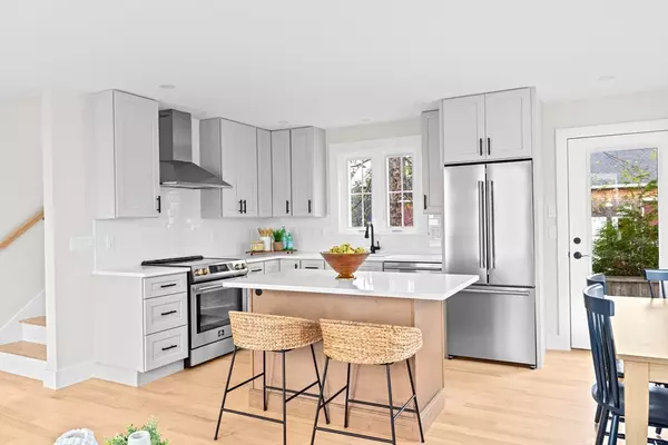 Scituate, MA 02066,19 Ford Place #1