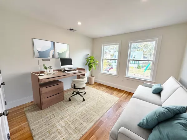 Medford, MA 02155,28 Pitcher Ave #2