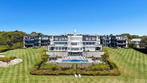 Swampscott, MA 01907,35 Littles Point Rd #S-201