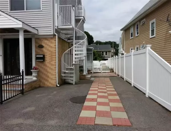 Watertown, MA 02472,29 Elton Ave #29