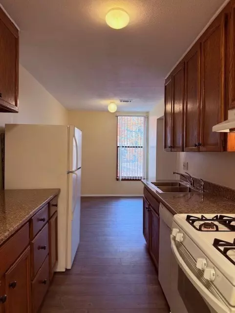 Shrewsbury, MA 01545,34 Shrewsbury Green #I