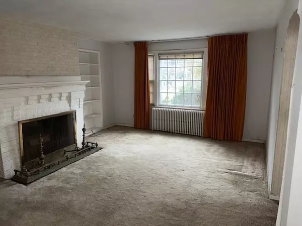 Paxton, MA 01612,309 Pleasant St