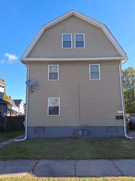 Springfield, MA 01109,93 Dawes St