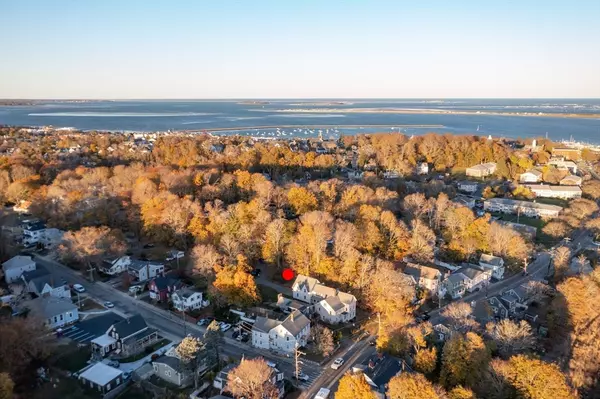 Plymouth, MA 02360,129-1/2 Summer St