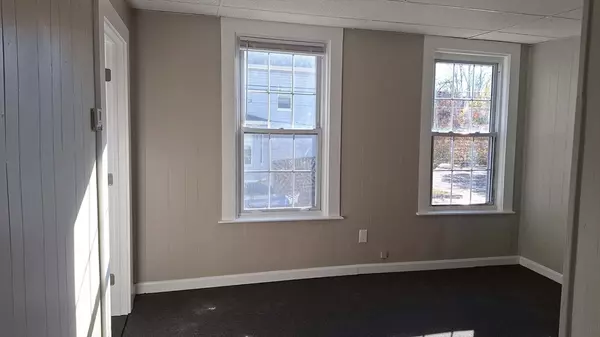 Abington, MA 02351,68 Centre Ave #1