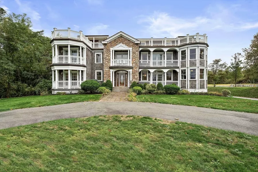 183 Warren Ave, Plymouth, MA 02360