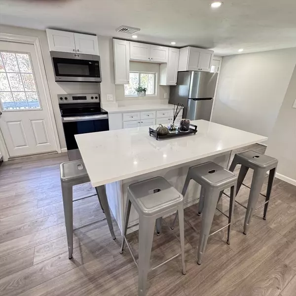 Millbury, MA 01527,131 Worcester-Providence Turnpike #Unit 2