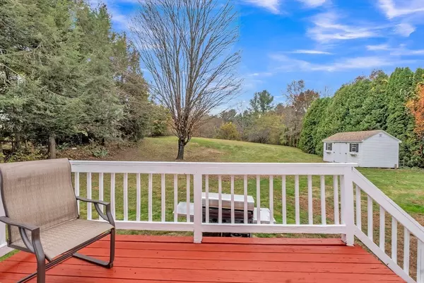 Dudley, MA 01571,143 Charlton Rd