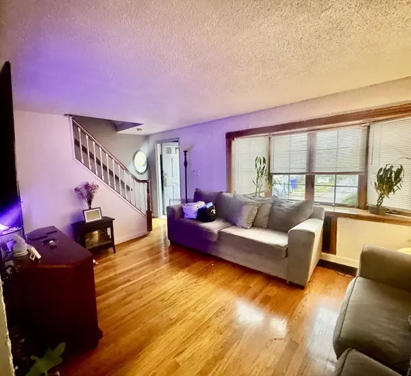 Malden, MA 02148,58 Regent Rd