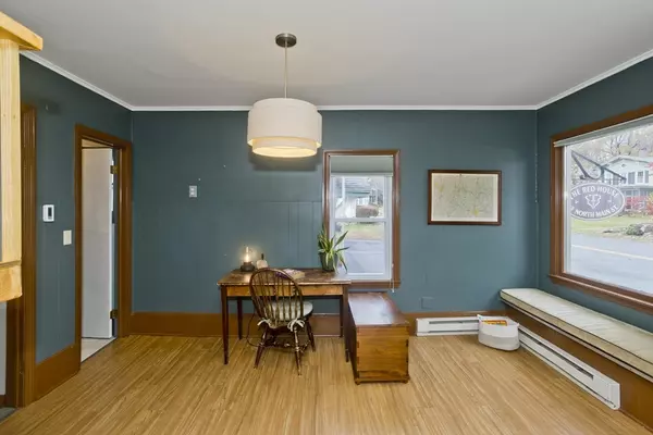 Williamsburg, MA 01096,3 North Main St