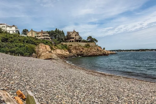 8 Jackson Road, Marblehead, MA 01945