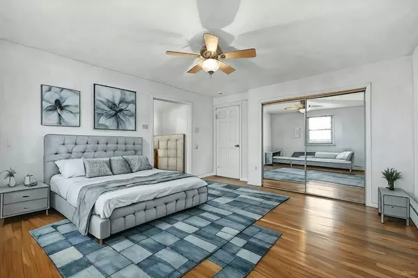 Revere, MA 02151,8 Pebble Ave #2