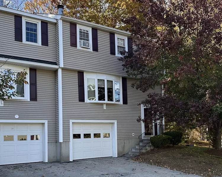 30 Lexington Rd #30, Millbury, MA 01527