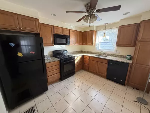 Danvers, MA 01923,100 Poplar St