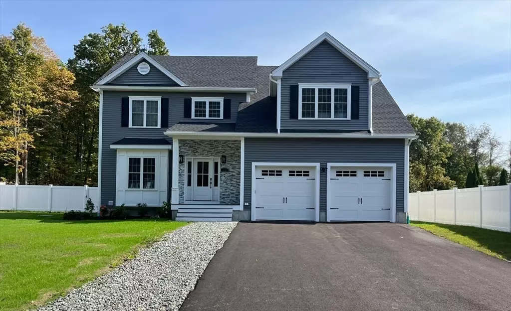 Shrewsbury, MA 01545,32 Clews St