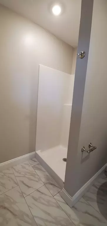 Peabody, MA 01960,1 Main St #303