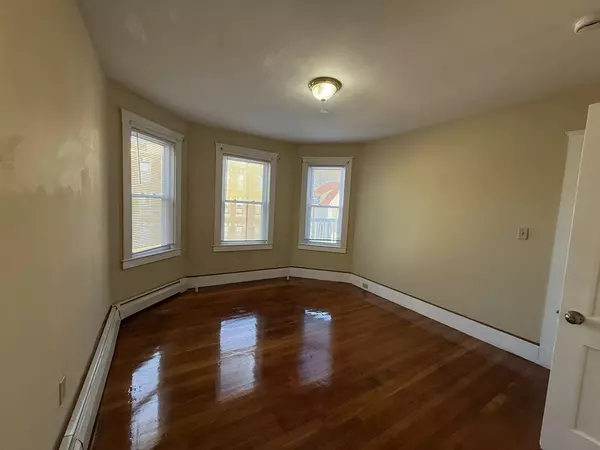 Boston, MA 02124,17 Wales Street #3