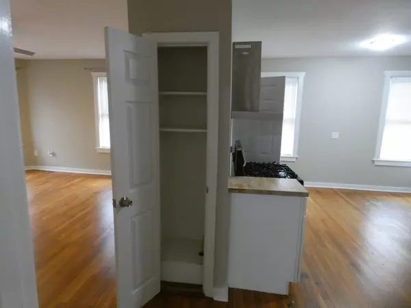 Leicester, MA 01611,2 Main St #3