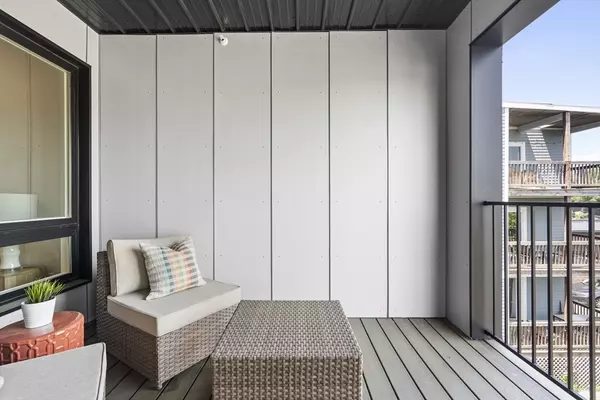 Boston, MA 02127,44 Ellery #203