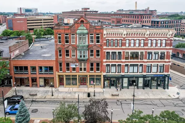 231 Central St #203, Lowell, MA 01852