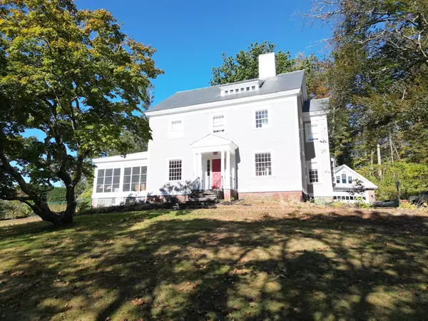 43 Crescent Street, Greenfield, MA 01301