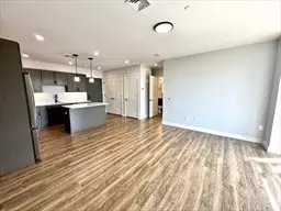 Natick, MA 01760,21 Summer St #302