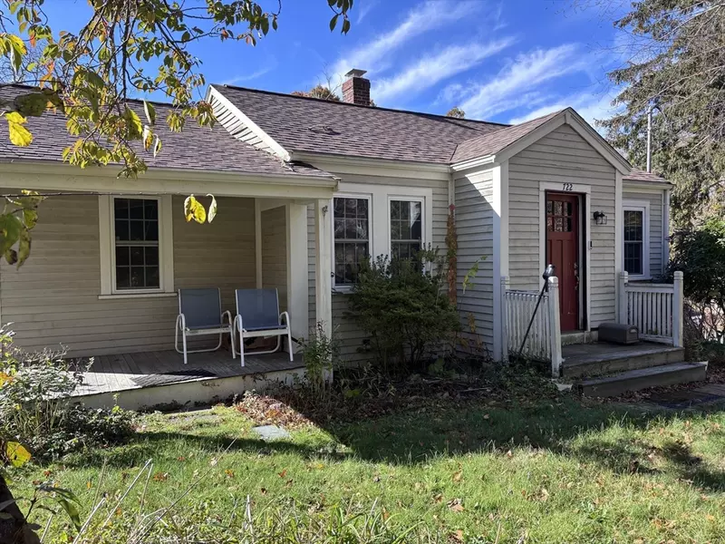 722 Main St, Wareham, MA 02571