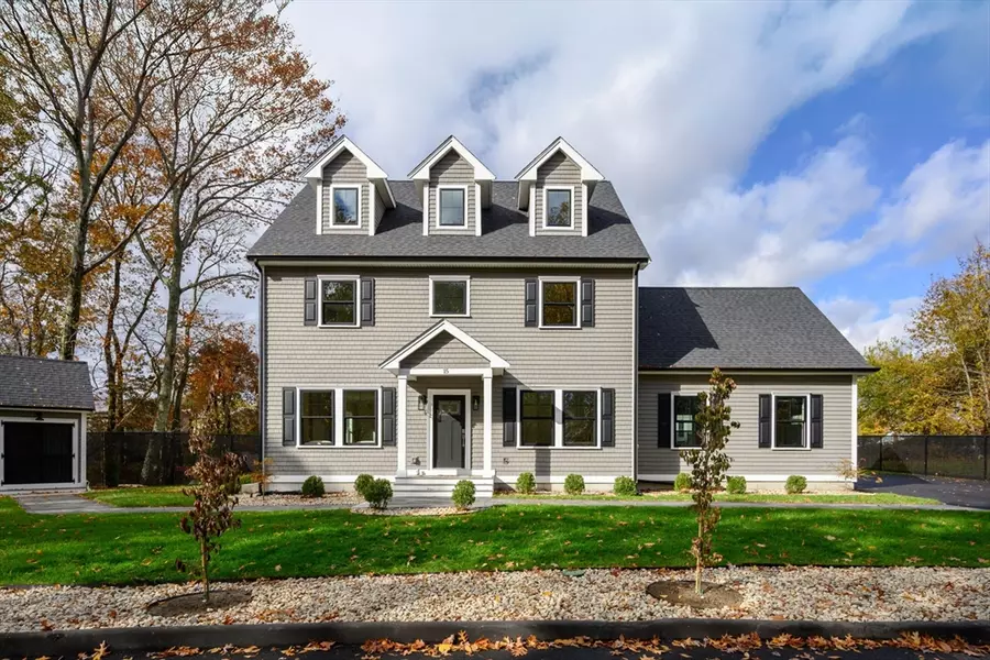 15 Payson Ave, Randolph, MA 02368