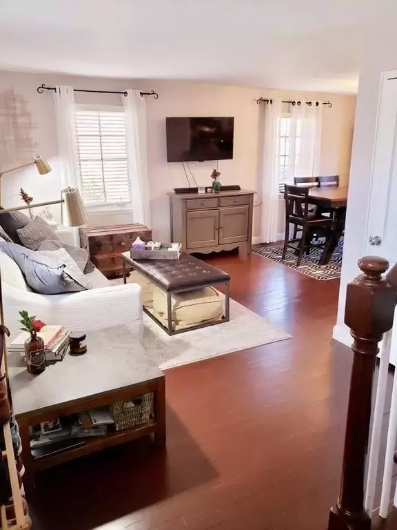 Watertown, MA 02472,62 Pierce Rd #1