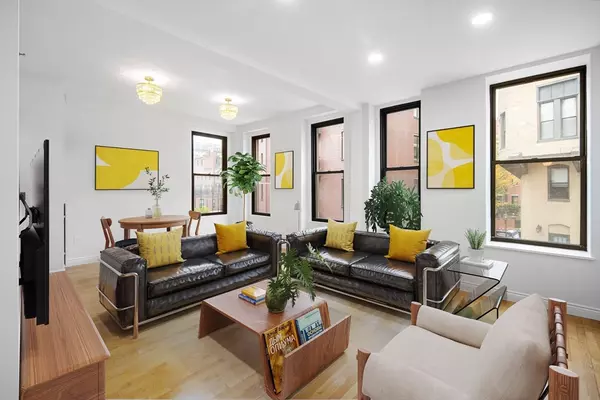 4 Charlesgate E #201, Boston, MA 02215