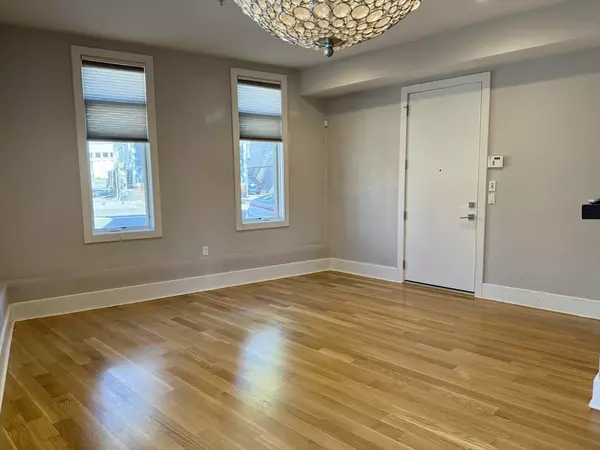 Boston, MA 02127,5 Mohawk Street #1