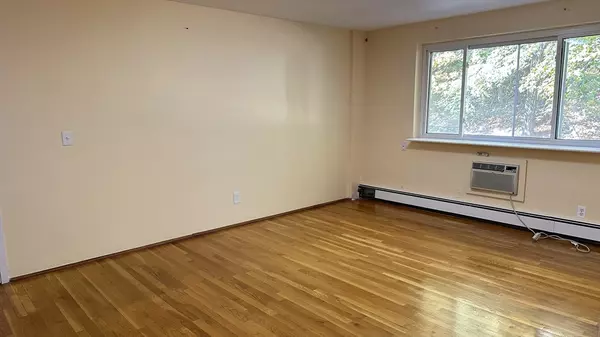 Boston, MA 02135,357 Faneuil St #12