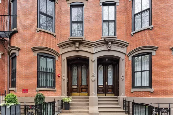 Boston, MA 02118,8 Rutland Sq #2