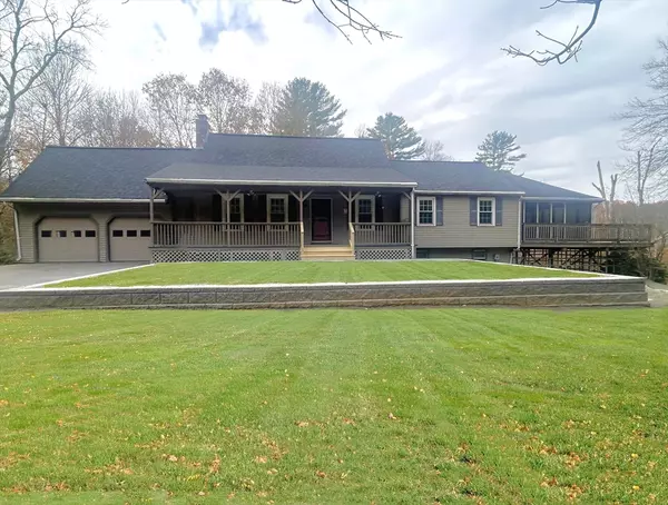 85 Fisher St, Medway, MA 02053