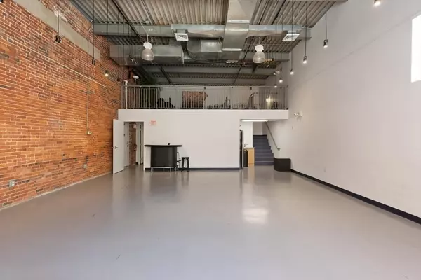 Chelsea, MA 02150,60 Dudley St #303