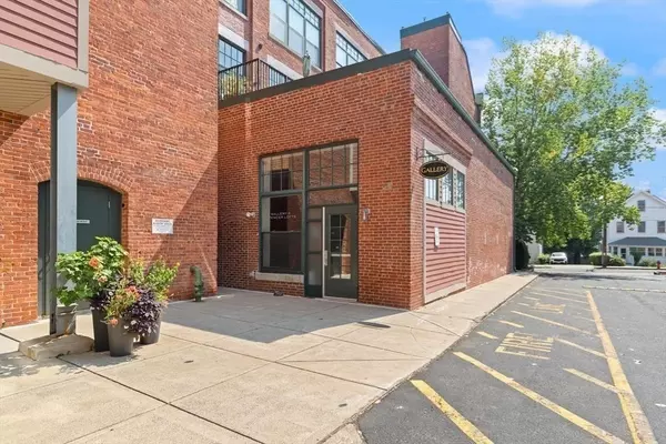 Chelsea, MA 02150,60 Dudley St #303