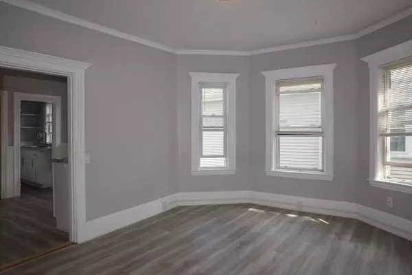 Somerville, MA 02143,285 Medford St #2