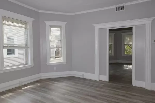 Somerville, MA 02143,285 Medford St #2