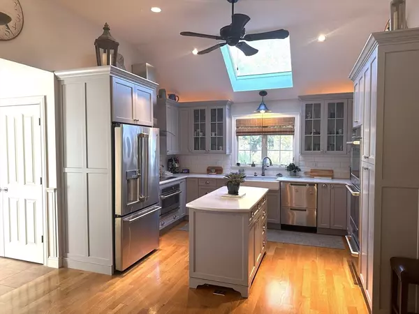 Yarmouth, MA 02673,73 Baxter Ave