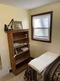 Bedford, MA 01730,15 Saran Ave #Room