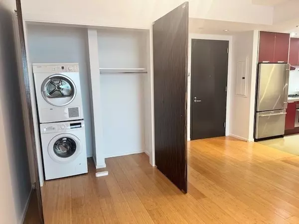 Boston, MA 02127,141 Dorchester Avenue #806