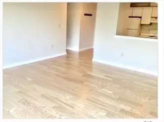 Arlington, MA 02474,1 Watermill Place #521